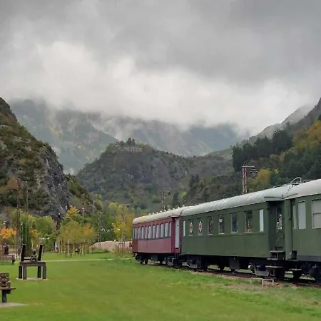 Mira Moleta Bienvenidos A Canfranc